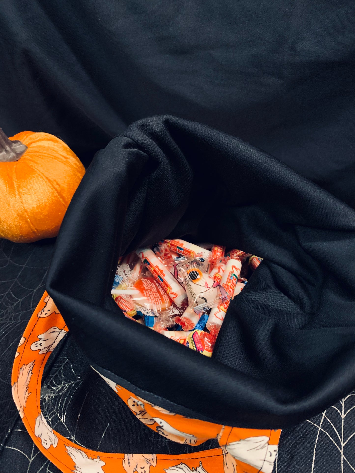 Halloween Glow In The Dark Ghosts Bag